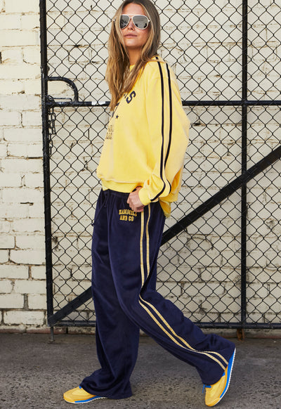 URBAN VELOUR SWEAT - LEMON/NAVY
