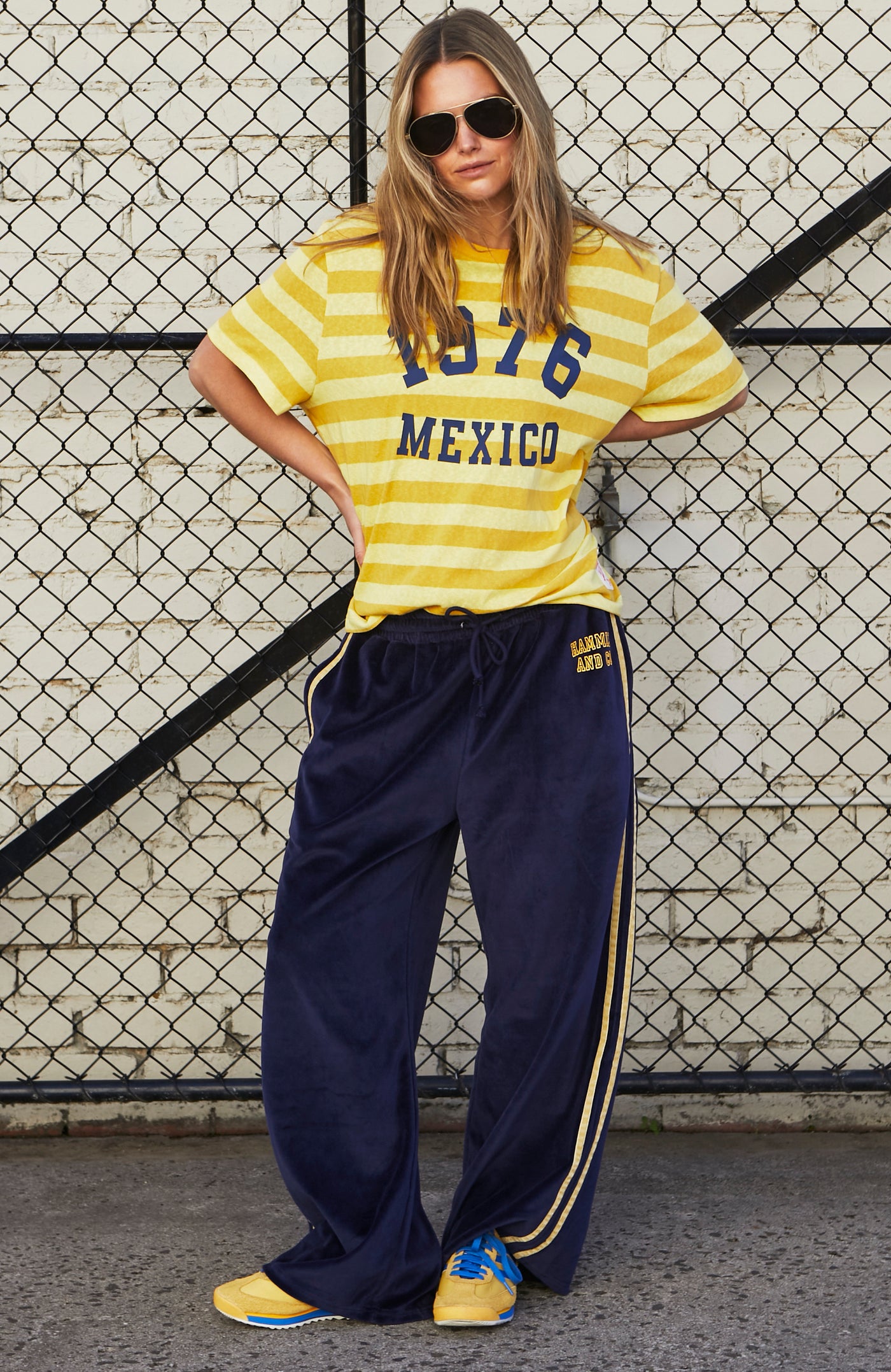 URBAN VELOUR PANT - NAVY/YELLOW