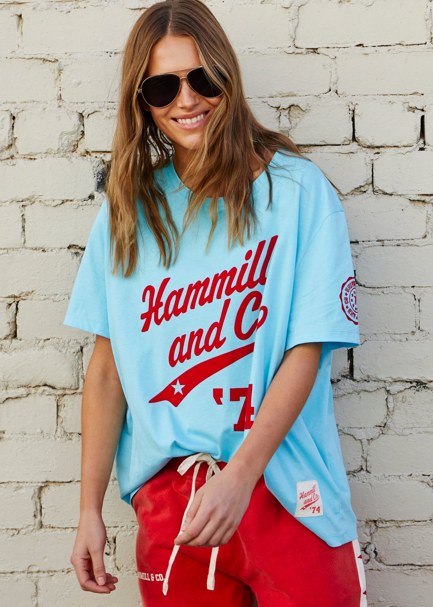 AQUA RETRO LOGO TEE - AQUA/RED