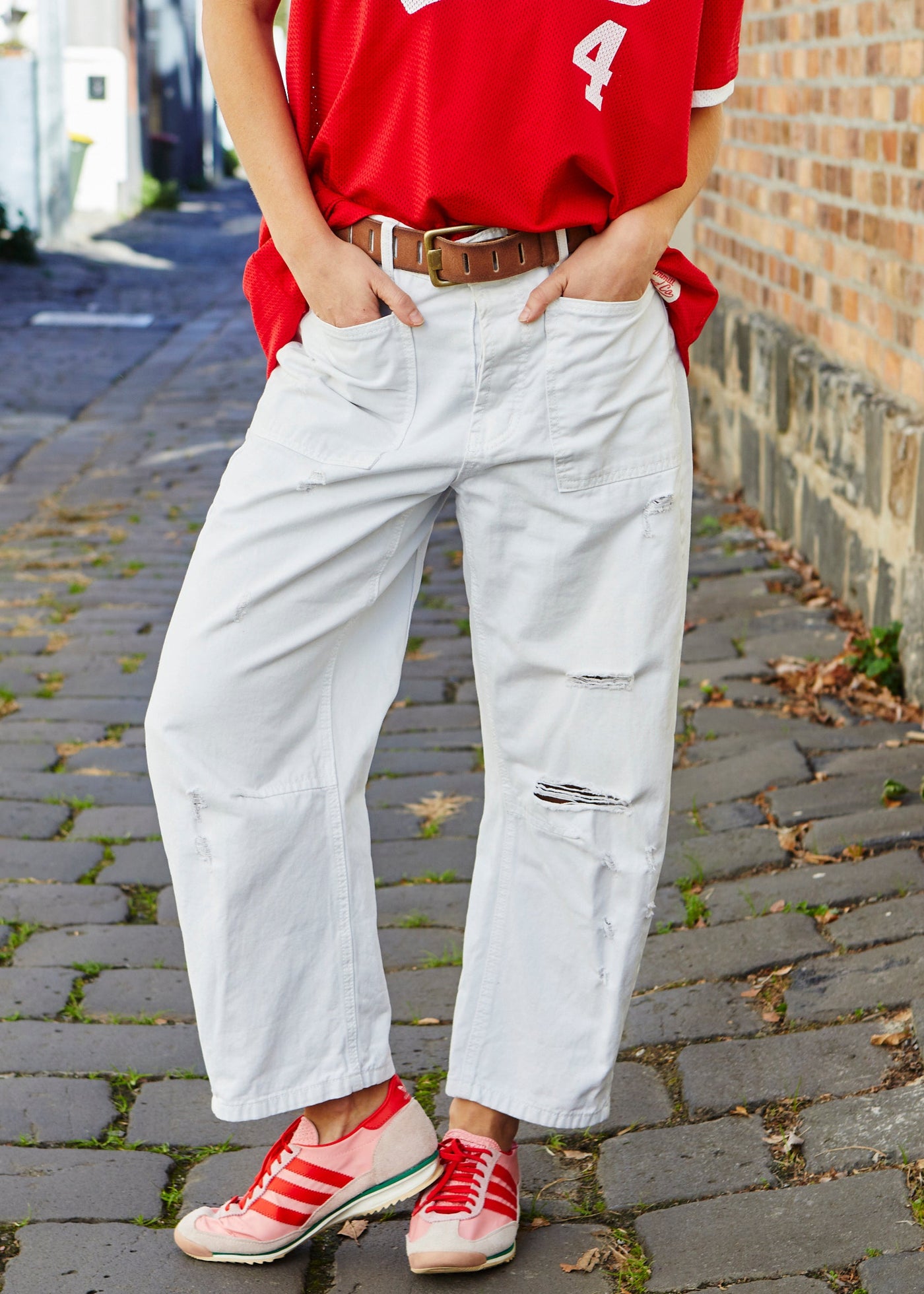 Hammill & Co Carpenter style jean with slight distressing in soft non stretch cotton. A nice longer leg style that can be cuffed up. Each pair has subtle rips down the leg.