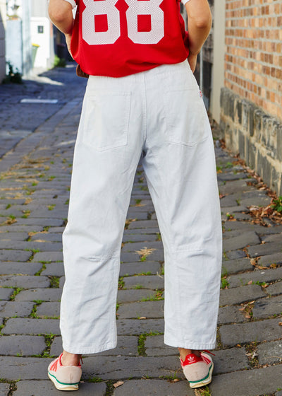 Hammill & Co Carpenter style jean with slight distressing in soft non stretch cotton. A nice longer leg style that can be cuffed up. Each pair has subtle rips down the leg.