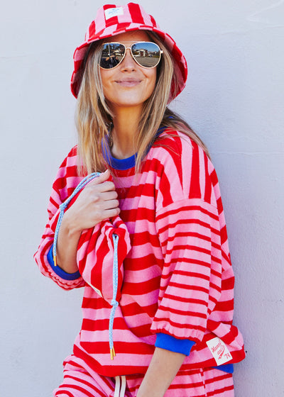 Hammill & Co new 3/4 sleeve sweat is the perfect blend of comfort and effortless style. Designed with a relaxed, easygoing fit and sleeves that finish just below the elbow, it gives you that laid-back sweatshirt feel without the bulk.