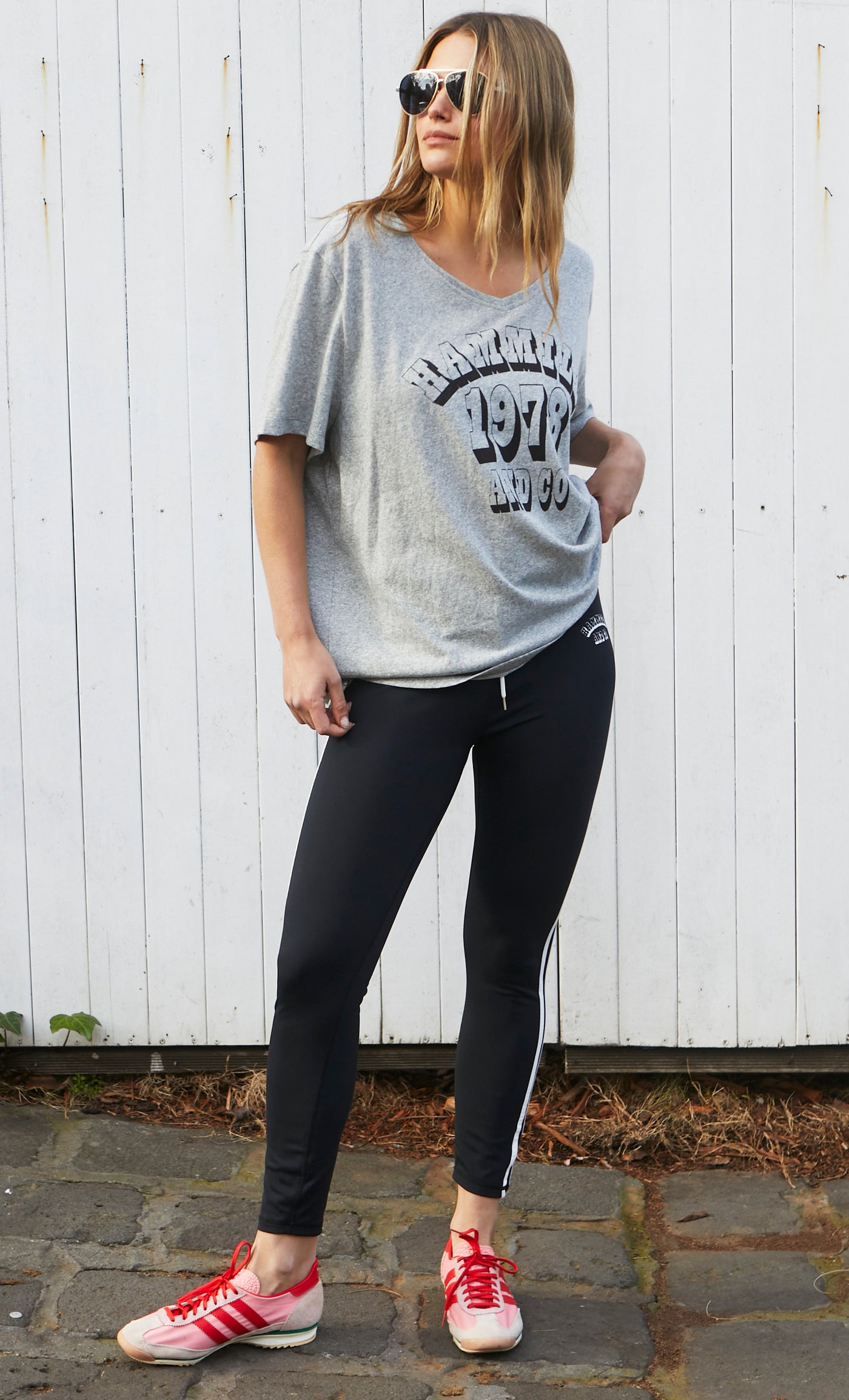 HAMMILL LOGO  V-NECK TEE - GREY MARLE